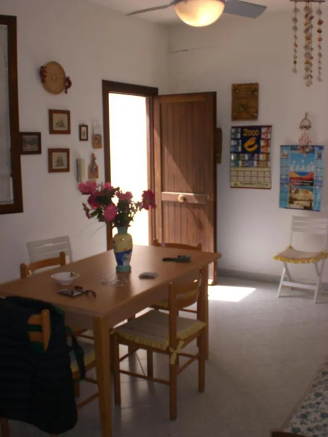 Holiday home Casa Vacanza Spiaggia Praia Favignana Italy